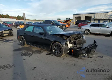 2023 Chrysler 300 S from USA, damaged, VIN 2C3CCABT3PH552331